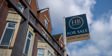 UK watchdog warns watering down swaths of regulation will cause more failures