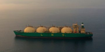 Oil majors brace for falls in LNG revenues as prices stabilise