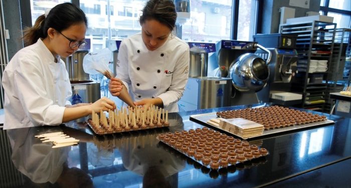 Record cocoa prices prompt buyers to delay orders, says Swiss chocolate maker