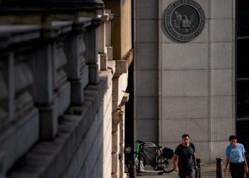 Robinhood to pay biggest fine among more than $100mn imposed by SEC