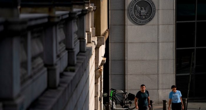 Robinhood to pay biggest fine among more than $100mn imposed by SEC