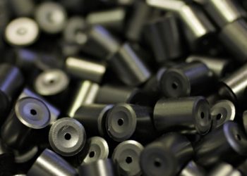 Uranium prices hit record as thirsty AI data centres add to market squeeze