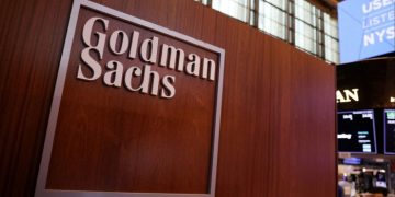 Banks find new weapon in private markets fight: the org chart