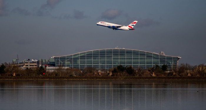 European aviation industry forced to buy greener fuels