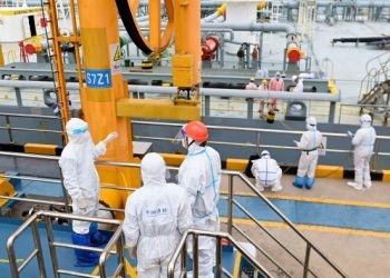 Crude hits 6-month high as new US sanctions trigger global supply fears