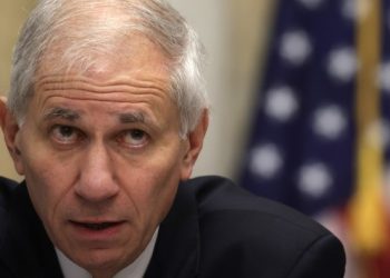 FDIC chief warns there could be ‘high price’ for slashing bank regulations