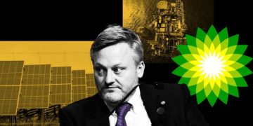 Pressure mounts on BP chief as investor patience wanes