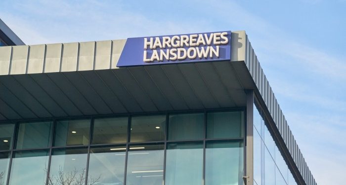 Record number of Hargreaves Lansdown customers vote in trust battle