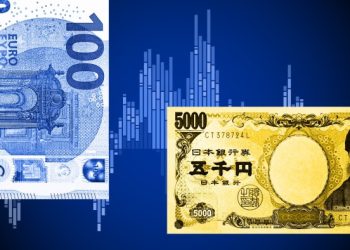 Japanese investors dump Eurozone bonds at fastest pace in a decade