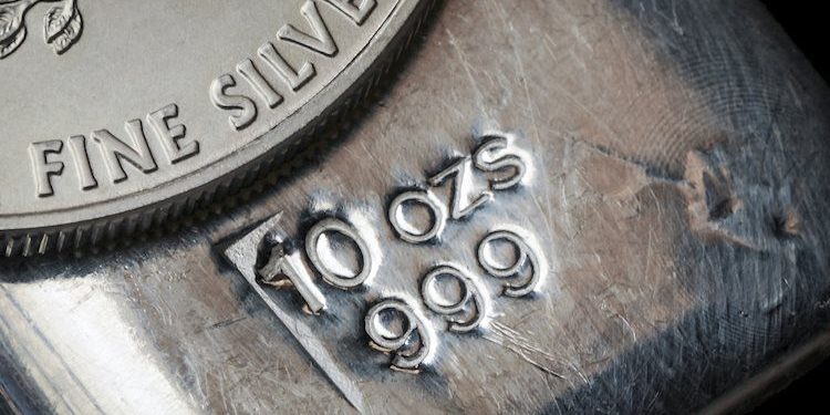 Silver price today: rises on January 8