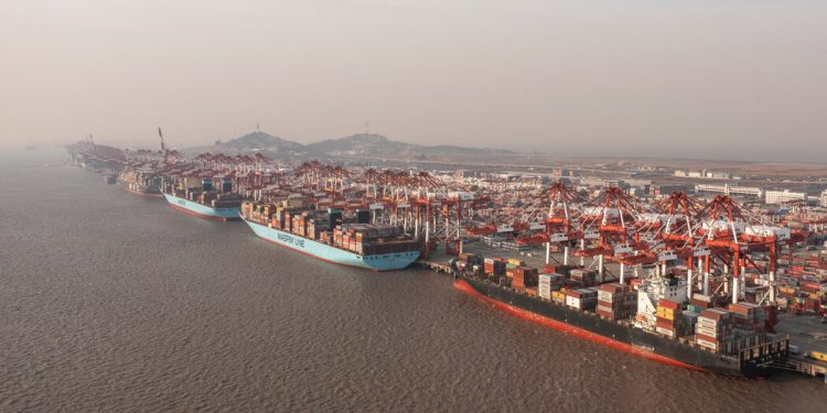 China Strikes Back After Trump Imposes 10% Tariff on Goods