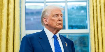 Trump Pushes Tariff Threats on Global Scale