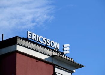 Ericsson Shares Slump as Earnings Hit by Weakness Outside of Core Networks Business