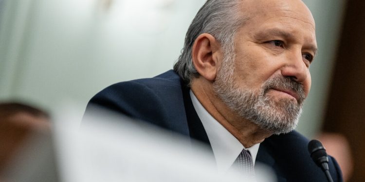 Senate Confirms Howard Lutnick as Commerce Secretary