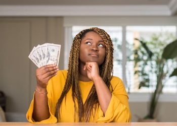 How To Do A 6 Month Savings Challenge To Save Money Fast!