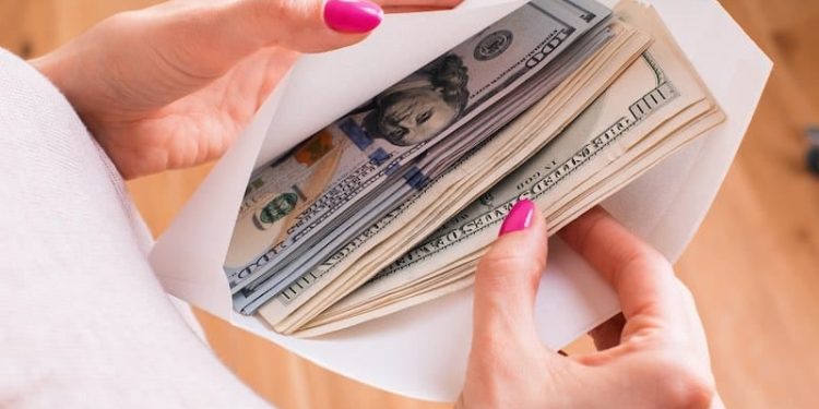 17 Of The Best Cash Envelope Wallets