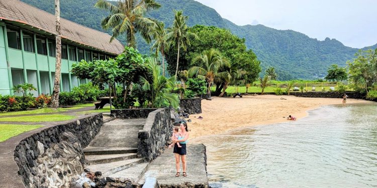 How I Made My Side Hustle My Full-Time Dream Job