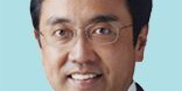 Japan's Akazawa says ambitious goal to boost minimum wage, eradicate deflationary mindset