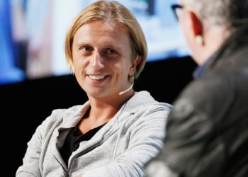 Revolut Sticks to Hybrid Work as It Moves to London HQ: Launches in Ukraine