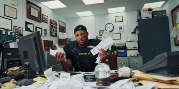 Fintech Ramp lands Eagles’ Saquon Barkley as investor and Super Bowl commercial star