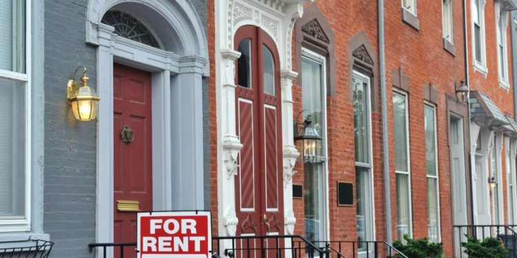 Rent Prices Fall For the Sixth Straight Month—But Here’s Where the Opportunities Are Right Now
