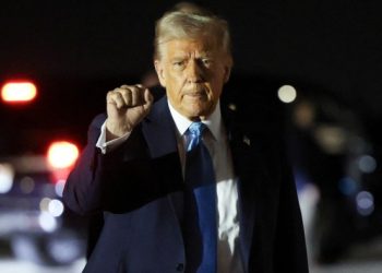 Trump faces backlash from business as tariffs ignite inflation fears