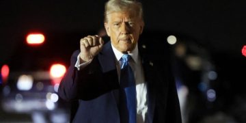 Trump faces backlash from business as tariffs ignite inflation fears