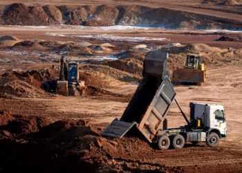 What are the terms of the US-Ukraine minerals deal?