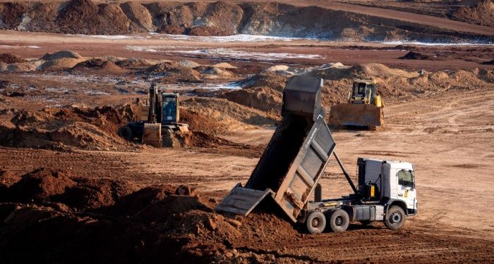 What are the terms of the US-Ukraine minerals deal?