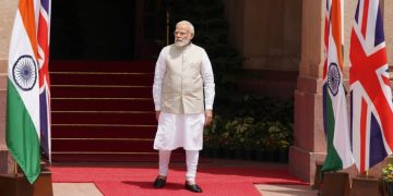 UK and India relaunch trade talks in bid to boost investment opportunities