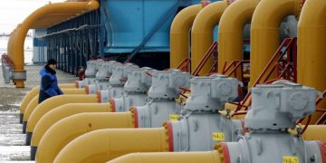 EU debates return to Russian gas as part of Ukraine peace deal