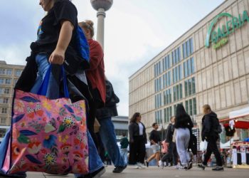 Eurozone activity stagnates as price pressures prove sticky