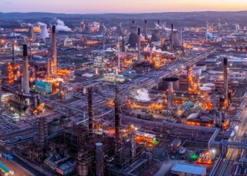 Scottish government’s £25mn pledge for Grangemouth refinery is ‘drop in the ocean’