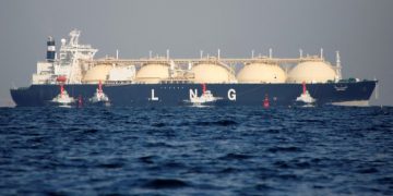 LNG ships drift in a sea of red ink