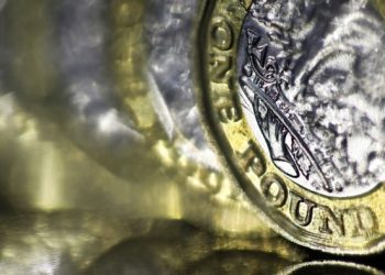 Resist City pressure to hit cash Isas, building societies tell Reeves