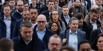 Record number of cash Isa products on offer