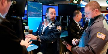 Global stocks slide as tariff threats add to big tech jitters