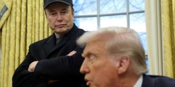 Doge could make funds vulnerable to front-running, Democrats warn