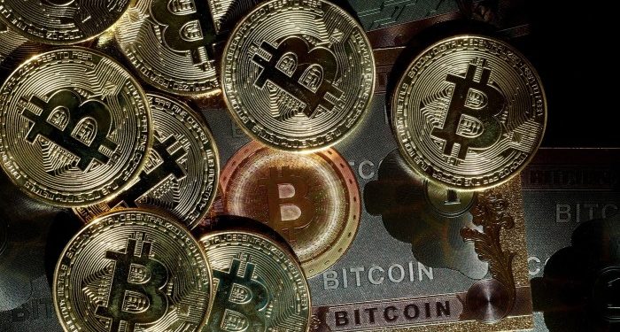 Rout wipes $800bn from crypto market as bitcoin slump deepens