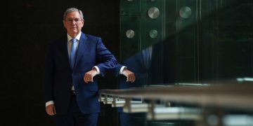 Australian regulator warns private funds not to resist new oversight powers