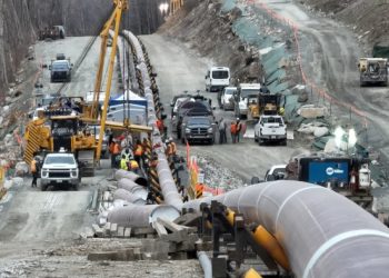 Trump’s trade threats reinvigorate talk of new Canadian pipelines
