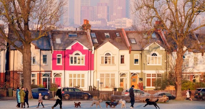 European gas prices hit 2-year high as cold weather boosts demand