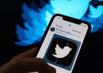 Wall Street banks have sold almost all $12.5bn of debt tied to Elon Musk’s Twitter purchase