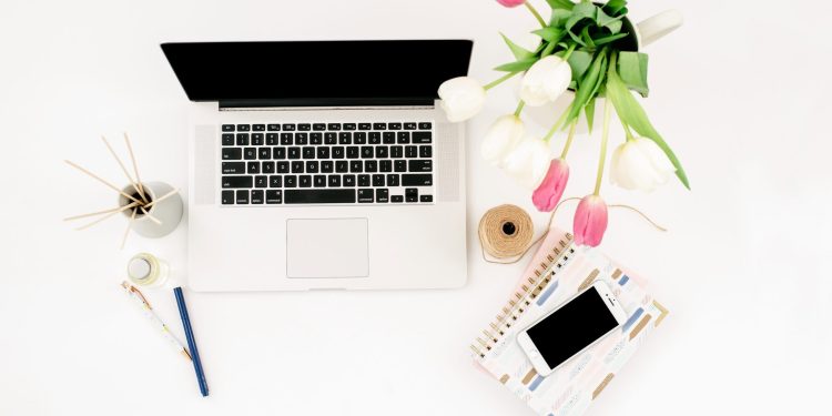 32 Best Spring Side Hustles To Make Extra Money