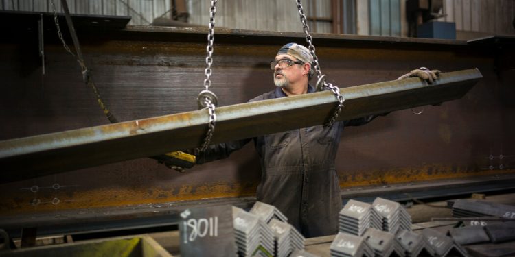 Trump Will Impose Tariffs on Steel and Aluminum on Monday