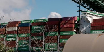 Trump’s Latest Tariffs on Canada, Mexico and China Could Be His Biggest Gamble