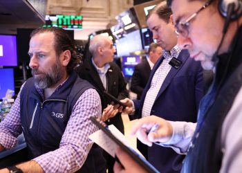 Deutsche Bank says the market sell-off has another 6% to go