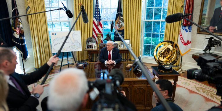 Trump Floats Chinese Tariff Cuts in Exchange for TikTok Deal