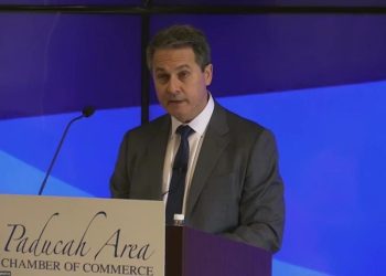 Stocks Fall as Trade War Clouds Economic Outlook: Markets Wrap