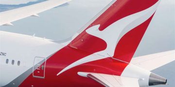 Australia: Qantas flight forced to return to Sydney after smoke detected in cockpit